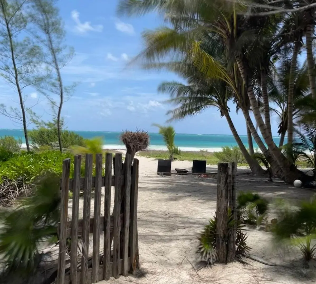 Casa Airam Beachfront Villa In Sian Kaan تولوم